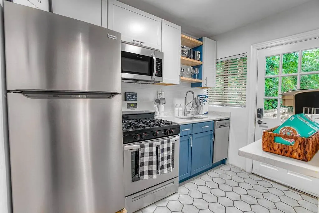 Hébergement de vacances Cozy & Charming Home, Minutes To Everything! Charlotte